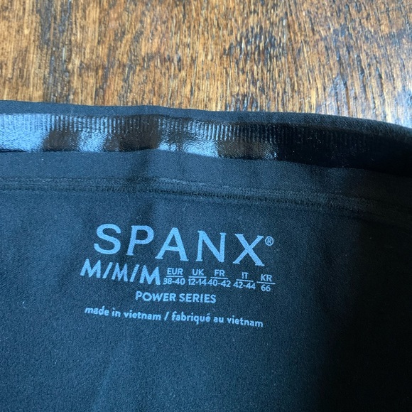 NWOT Spanx Black Shapewear Size Medium - Picture 5 of 7